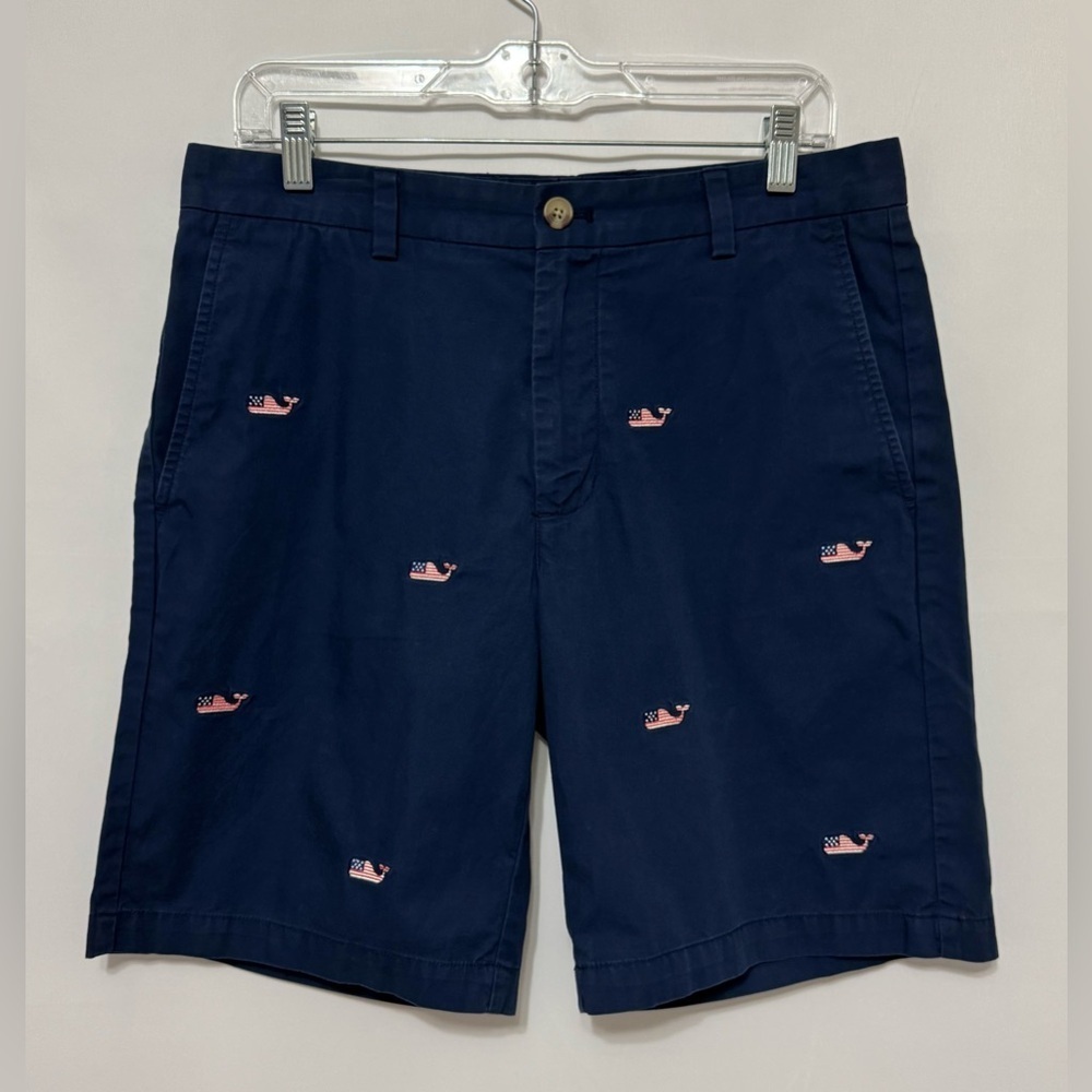VINEYARD VINES Breaker Shorts Embroidered Flag Whales Mens Size 32 Navy Blue